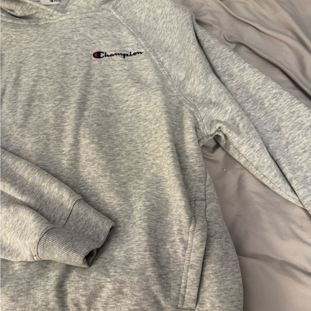 Champion hoodie - Picture 2 of 4